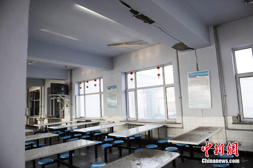 吉林松原連發地震 重災小鎮幾成“空城” 吉林松原連發地震 重災小鎮幾成“空城”