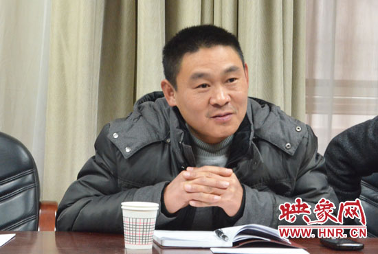 黃齊超老師是一位數學老師卻很熱愛寫作 黃齊超老師是一位數學老師卻很熱愛寫作