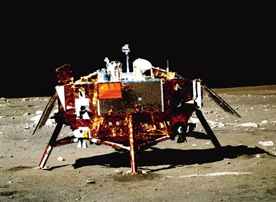 “玉兔”眼中的“嫦娥” “玉兔”眼中的“嫦娥”