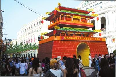 媒體稱國慶出游景區門票價格全球領先 媒體稱國慶出游景區門票價格全球領先