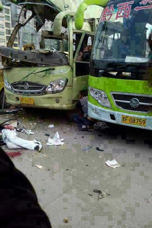 爆炸現場。圖片來自網絡 爆炸現場。圖片來自網絡