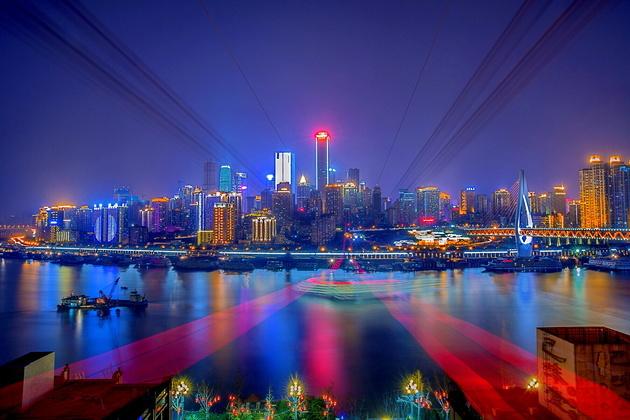 中原地產數據顯示,8月最后一周,上海市新建商品住宅成交已連續5天破千,昨日(8月31日)更是達到單日成交1123套。 中原地產數據顯示,8月最后一周,上海市新建商品住宅成交已連續5天破千,昨日(8月31日)更是達到單日成交1123套。