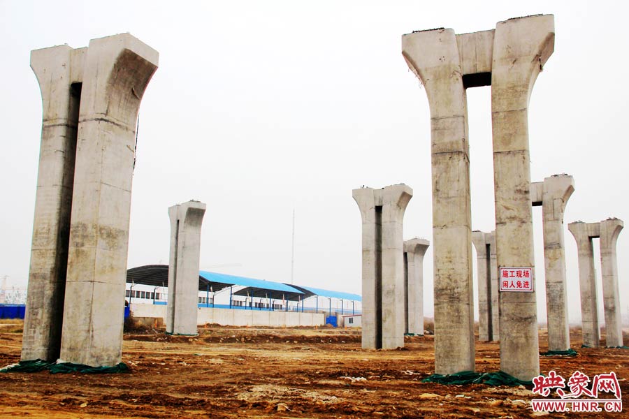 今年9月份，媒體曾報道稱，此項目停工的原因主要是資金鏈斷裂。