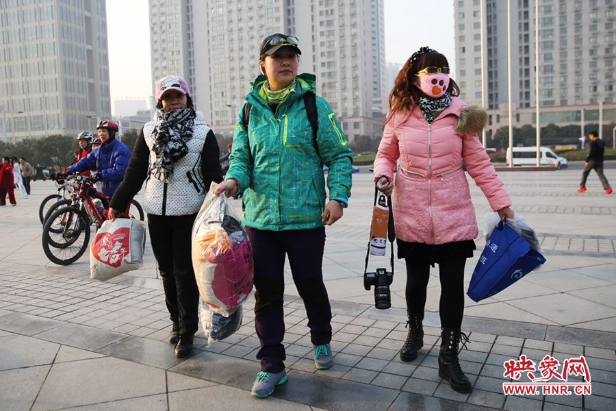 組團獻愛心 組團獻愛心