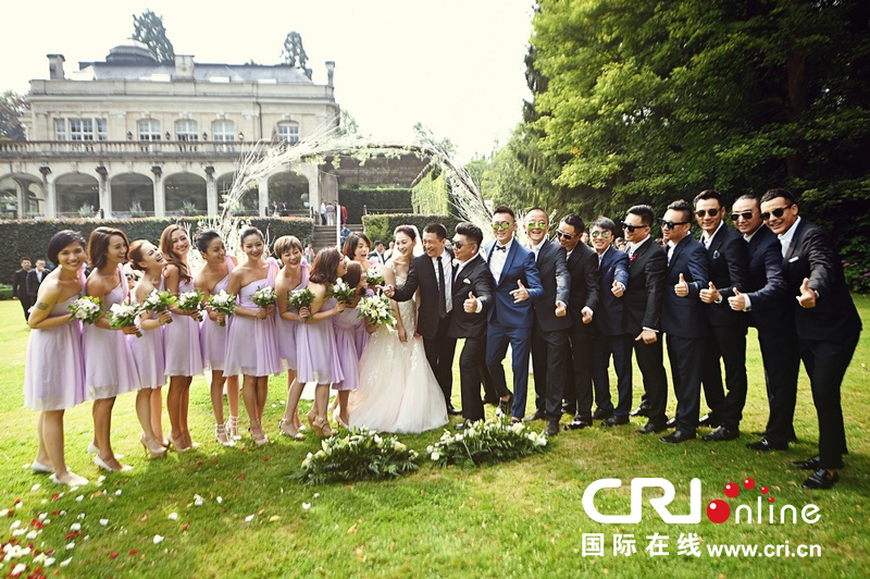 李小冉比利時辦婚禮 朱丹、鐘欣潼、應采兒做伴娘