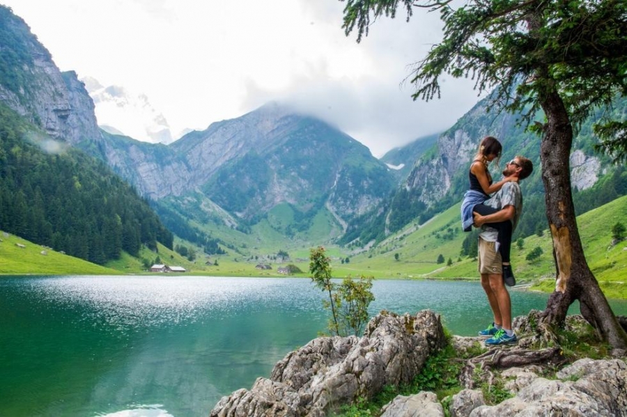 新西蘭夫婦辭職環游世界 4年去了23個國家 新西蘭夫婦辭職環游世界 4年去了23個國家