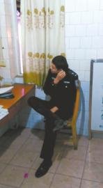 四川一交警吼的哥“開(kāi)這么快去上墳啊”被停職 四川一交警吼的哥“開(kāi)這么快去上墳啊”被停職