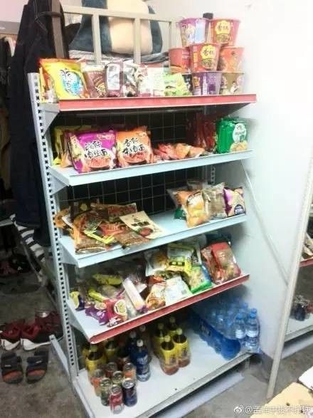 這個(gè)學(xué)校的男生宿舍火了!女同學(xué)都喊著要嫁