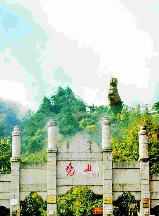端午“約會(huì)”兒童節(jié),河南景區(qū)“惠”來(lái)襲,你還等什么? 端午“約會(huì)”兒童節(jié),河南景區(qū)“惠”來(lái)襲,你還等什么?
