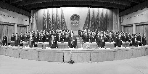 1月20日下午,省十二屆人大三次會(huì)議閉幕 河南日?qǐng)?bào)記者 郭宇/攝 1月20日下午,省十二屆人大三次會(huì)議閉幕 河南日?qǐng)?bào)記者 郭宇/攝