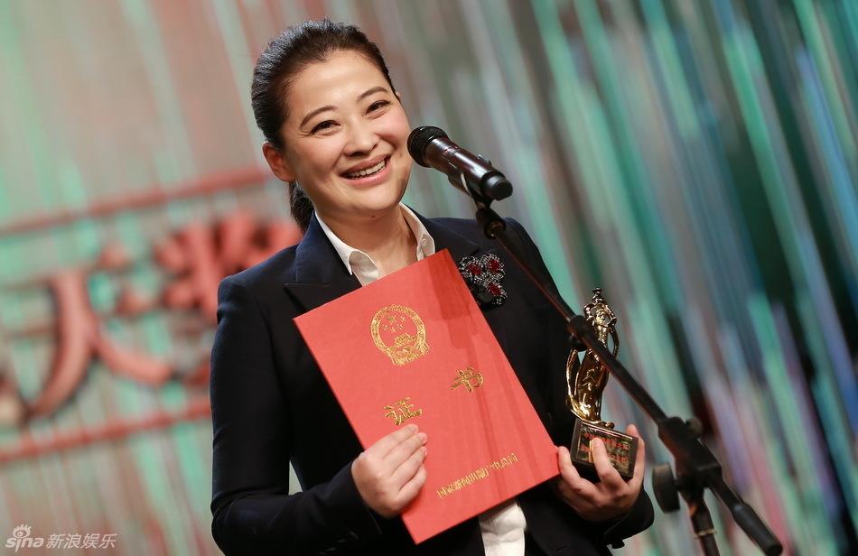 第三十屆飛天獎(jiǎng)陳寶國(guó)梅婷奪帝后 第三十屆飛天獎(jiǎng)陳寶國(guó)梅婷奪帝后