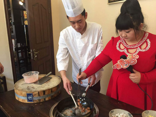 香香動手炸肉丸 香香動手炸肉丸