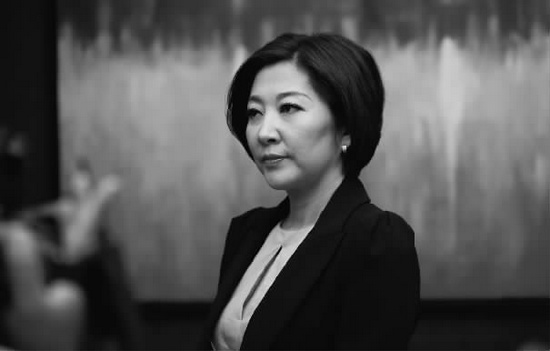 吳學蘭在拍攝現場 吳學蘭在拍攝現場